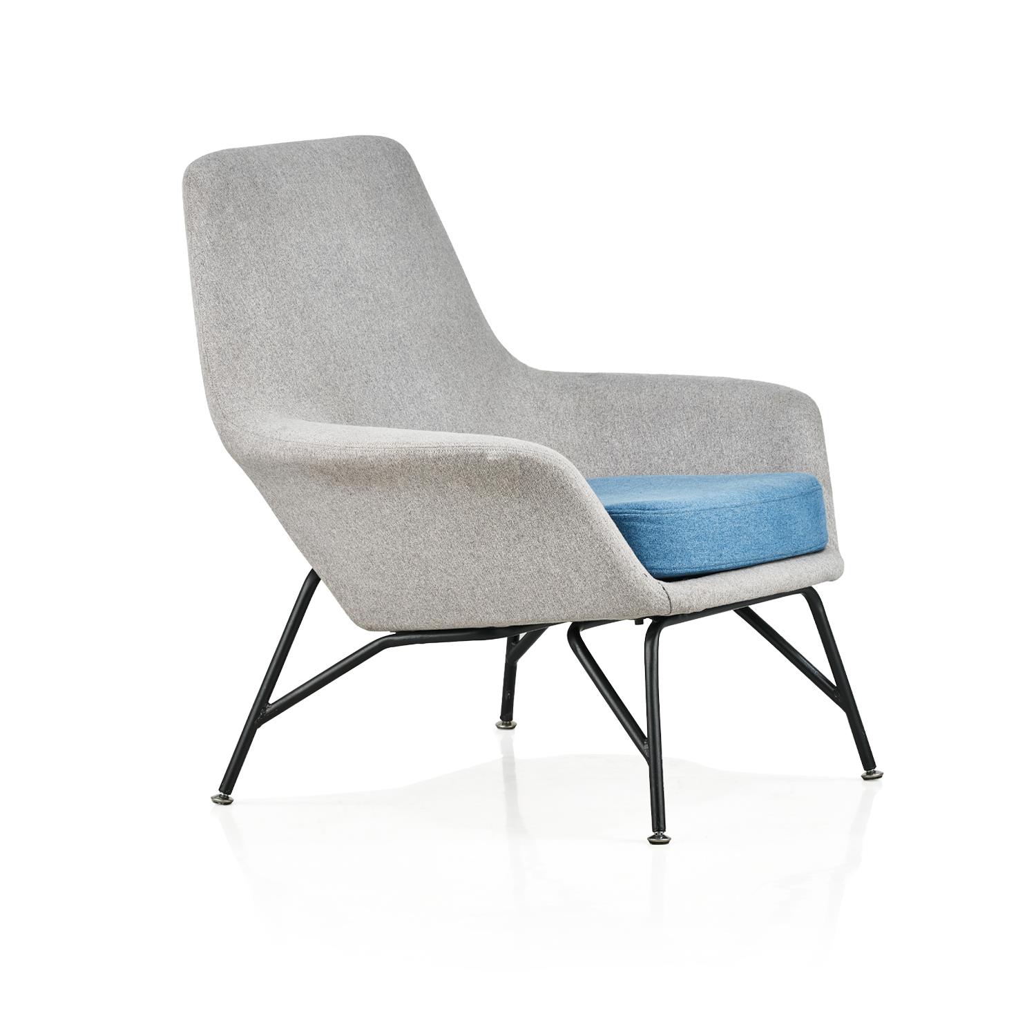 Genesis seating eames online chair